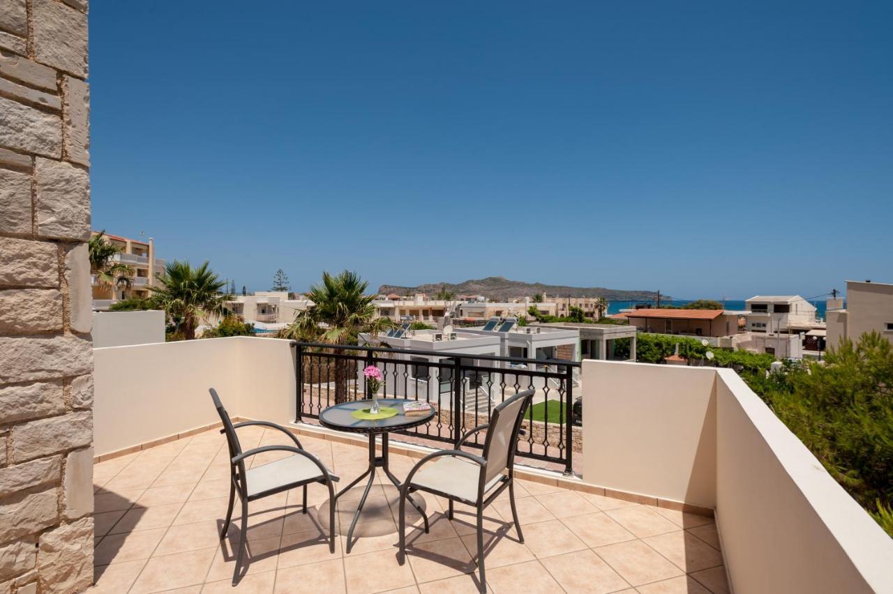 Orion Star Aparthotel Agia Marina  Exterior photo