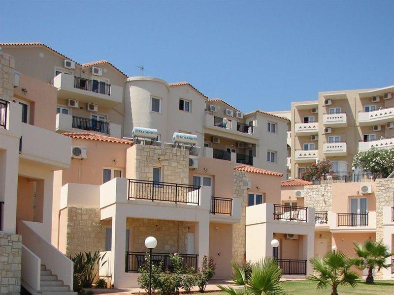 Orion Star Aparthotel Agia Marina  Exterior photo